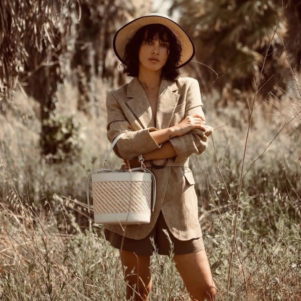 Divina Firenze Ivory Italian Leather Bucket Bag Straw Weave Coastal Grandma Chic